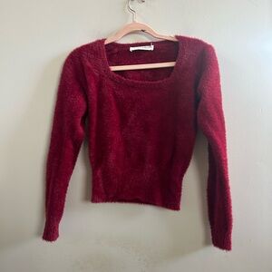 ASTR‎ red cropped fuzzy sweater